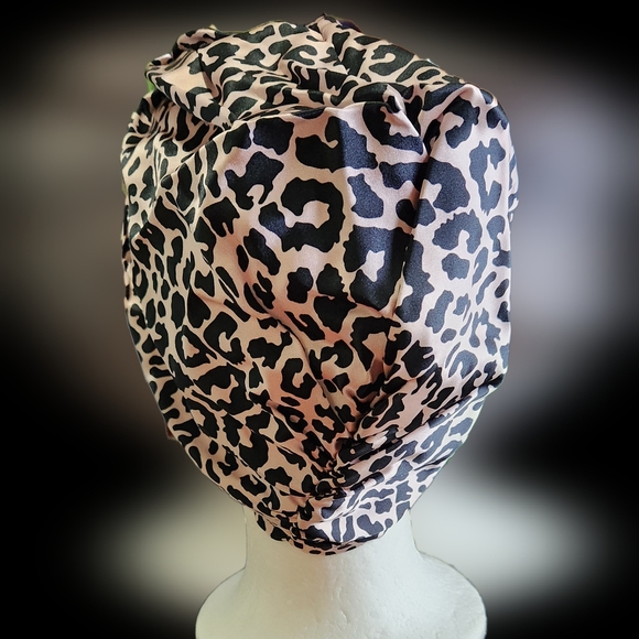 Silk Turban- Pink Animal Print. - Picture 2 of 3